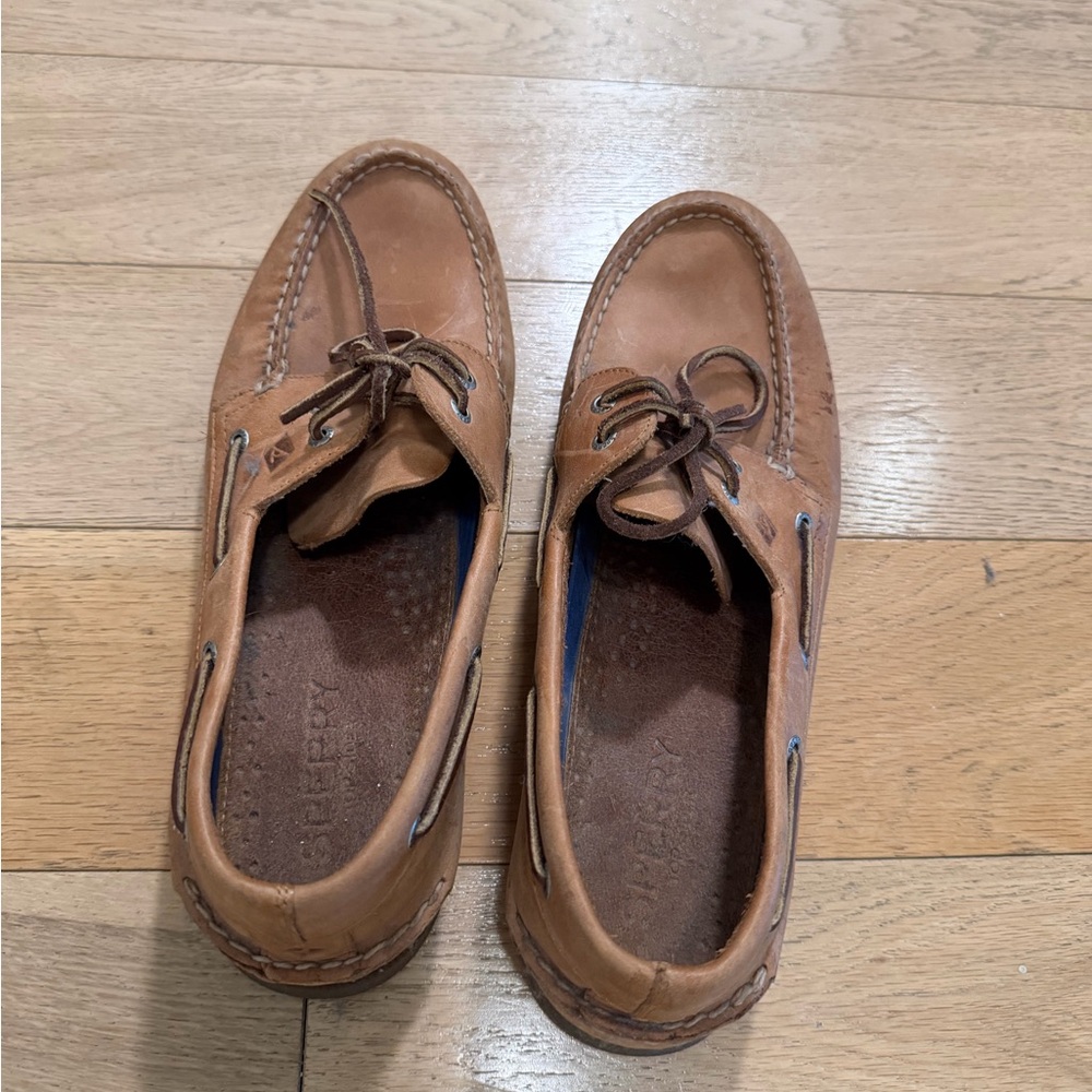 Sperry Tan Leather Boat Shoes